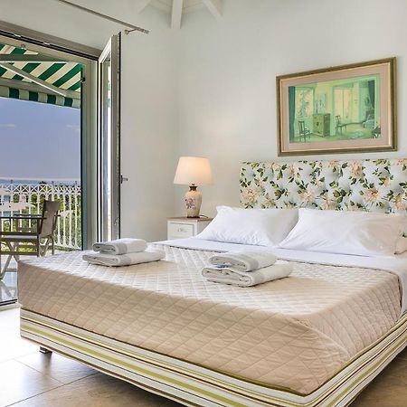 Afrodite Luxury Villa Svoronata Esterno foto